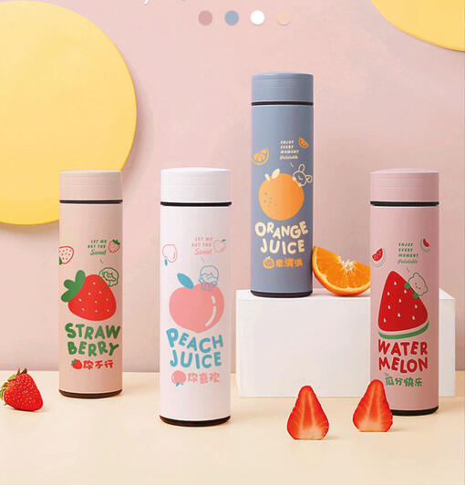 Este termo es ideal para bebidas frías y bebidas calientes. Tiene capacidad para 450ml, su vaso interior aislado cuenta con acero inoxidable 304 de alta duración. Mantiene la temperatura por 6-10 horas.